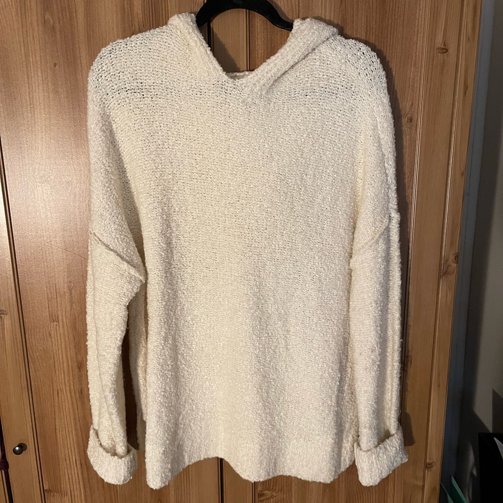 BNWOT Hooded Sweater